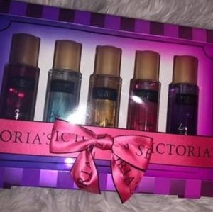 Victoria secret gift set